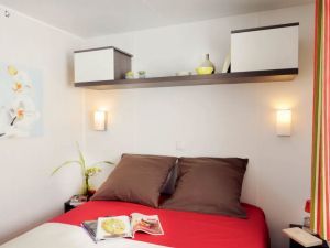 Chambre du mobilhome 4 personnes 2 soleils