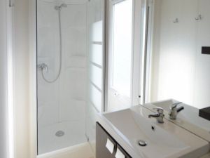 salle de bain mobil-home 3 soleils