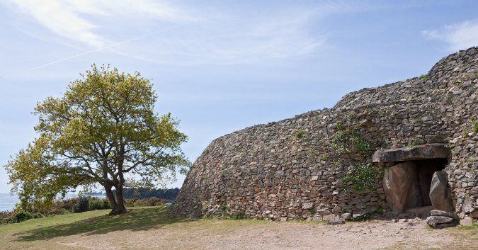 Le Cairn de Gavrinis dans le Golfe du Morbihan