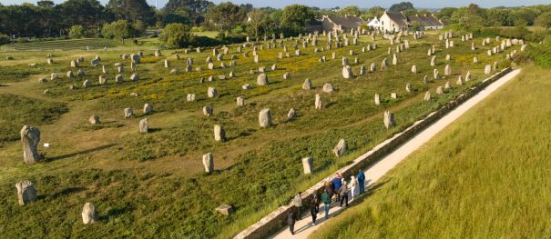Mégalithes de Carnac © thibault poriel - OTI baie de quiberon tourisme